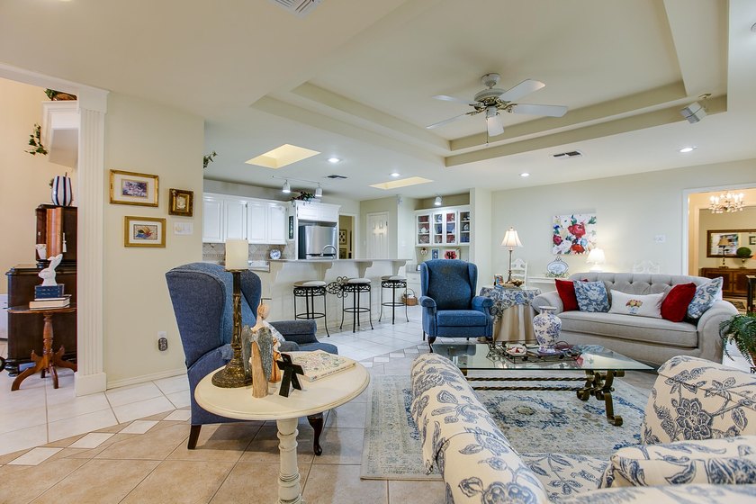 Located at 5511 Fairway Drive in Bentwood Country Club, San - photo 12