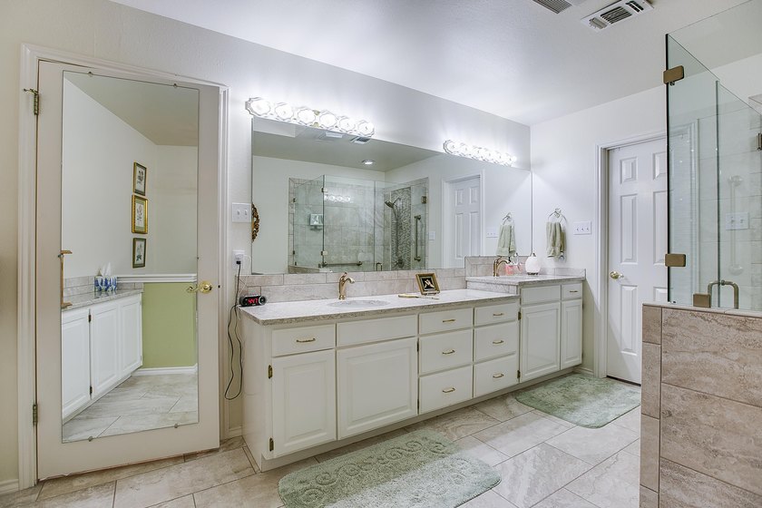 Located at 5511 Fairway Drive in Bentwood Country Club, San - photo 23