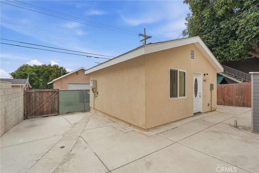 Welcome to 2316 S. Alma St, a fantastic income property in one - photo 28