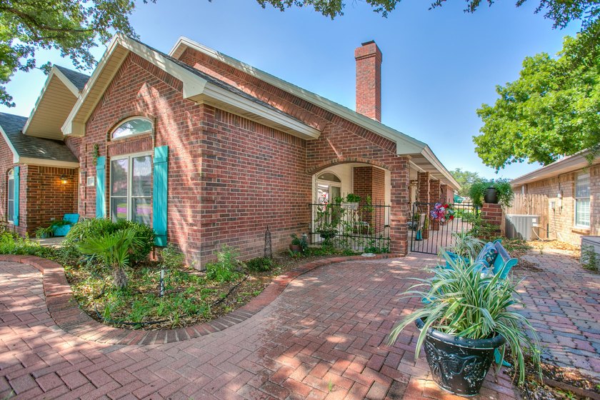 Located at 5511 Fairway Drive in Bentwood Country Club, San - photo 30