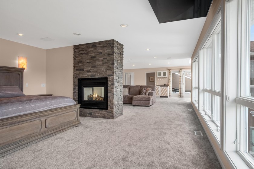 Waterfront Dream House on Wisconsin River! This stunning - photo 34