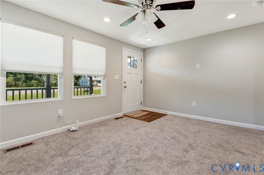 Welcome to 931 Light Street in Heathsville-a completely - photo 6