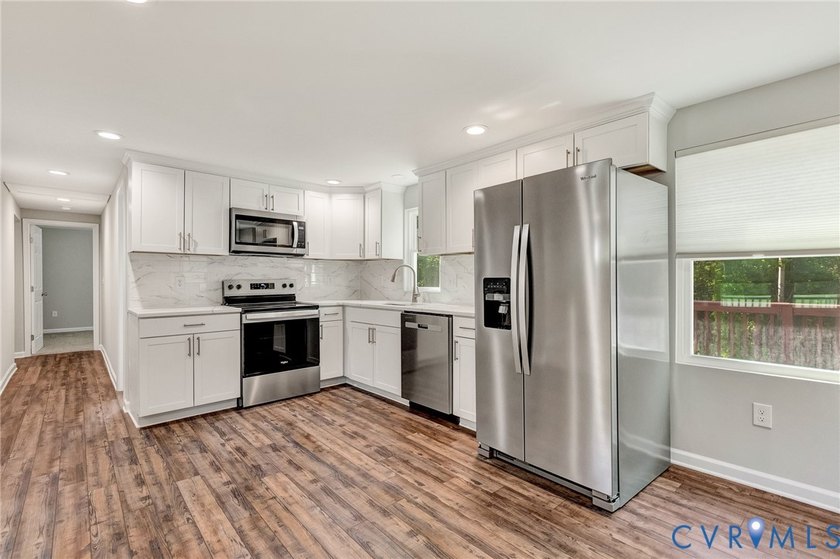 Welcome to 931 Light Street in Heathsville-a completely - photo 8