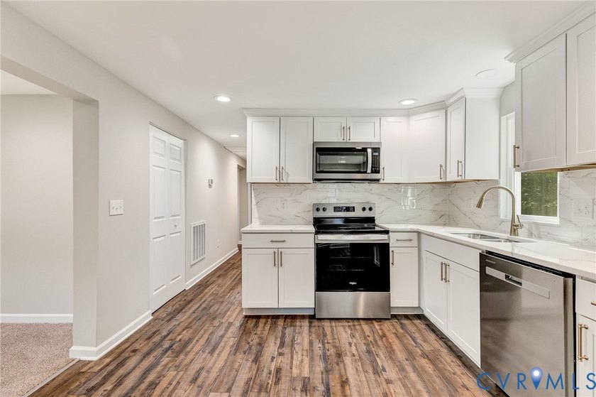 Welcome to 931 Light Street in Heathsville-a completely - photo 9