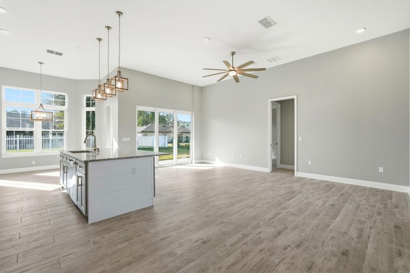 Stunning New Custom-Built Home with High-End Finishes! - photo 4