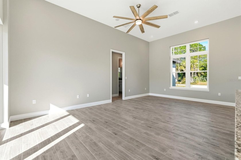 Stunning New Custom-Built Home with High-End Finishes! - photo 9