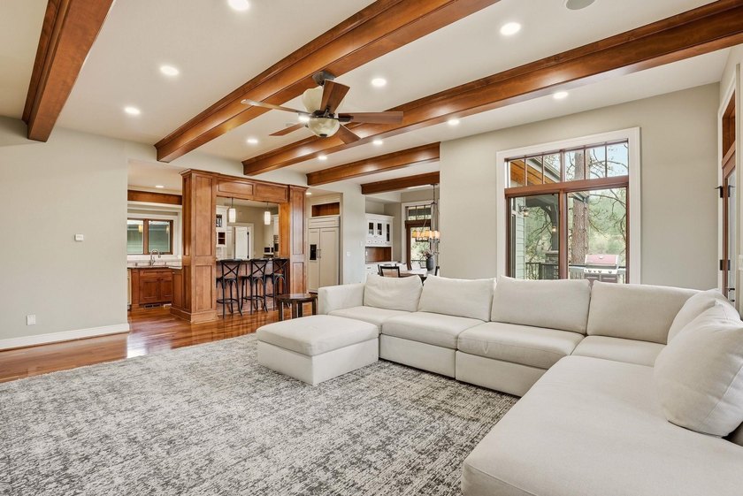 One of a kind 6-bedroom, 4-bathroom centrally located Spokane - photo 10