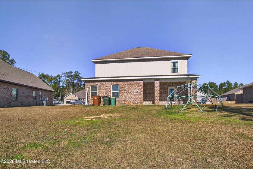 Beautiful Home in Coveted Woolmarket! Located in the highly - photo 32