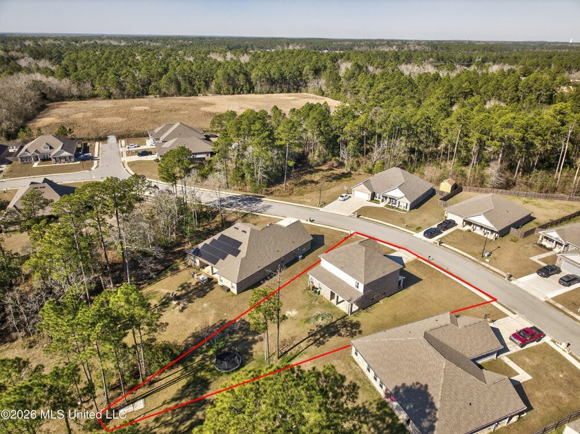 Beautiful Home in Coveted Woolmarket! Located in the highly - photo 38