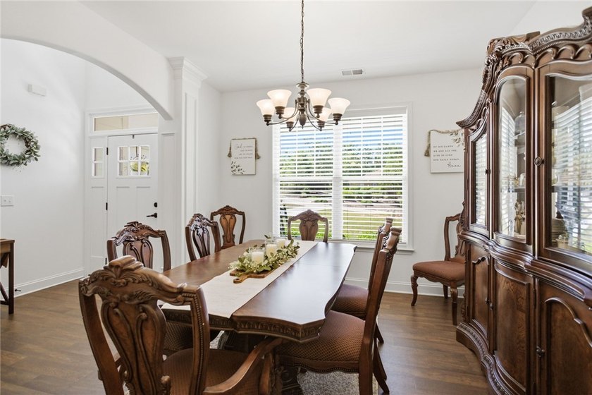 Welcome to your absolute dream home at 525 Sixteenth Cir - photo 13