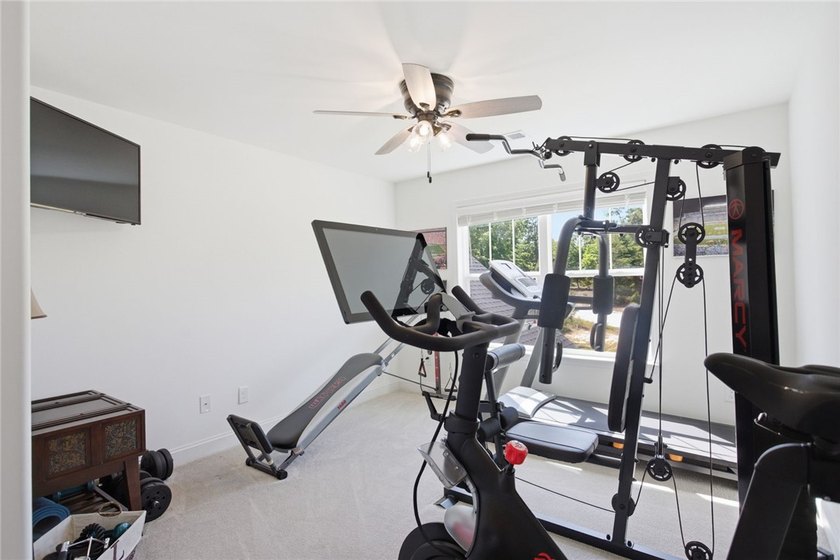 Welcome to your absolute dream home at 525 Sixteenth Cir - photo 27
