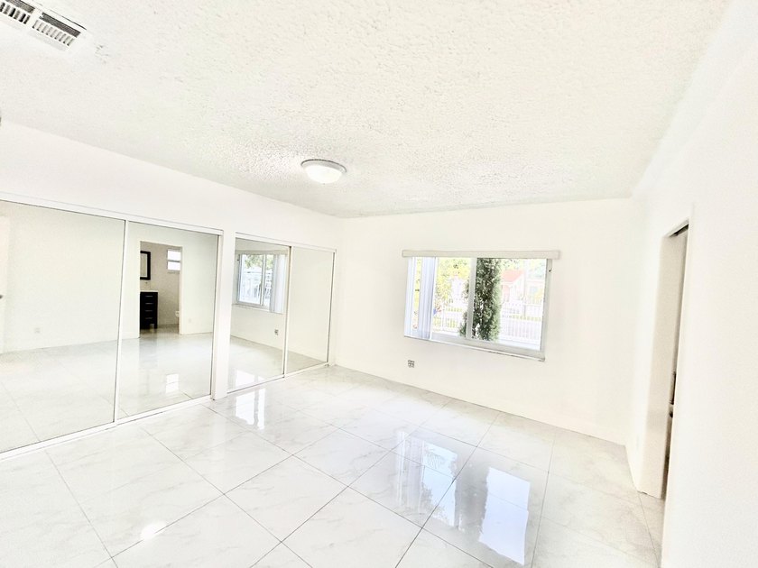 **MLS Description - 5757 SW 3rd St, Miami, FL 33144 | $1,080 - photo 32