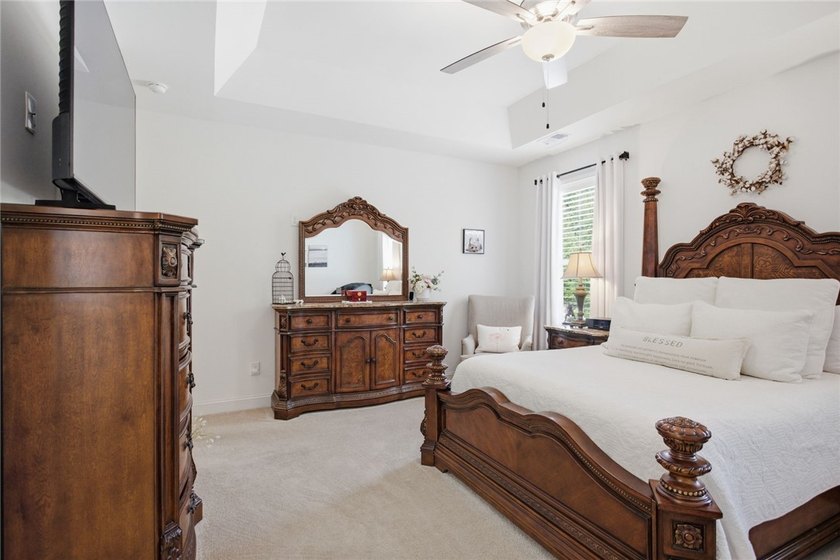 Welcome to your absolute dream home at 525 Sixteenth Cir - photo 41