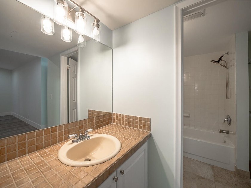Experience luxury in waterfront Bay Reach, a gated community - photo 22