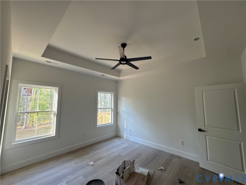 MOVE IN READY! Easy living at Lake Anna awaits! This brand new - photo 5