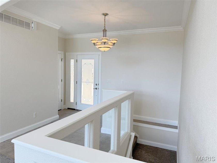 It's time to take a look at this one!!! Luxury lakefront living - photo 7