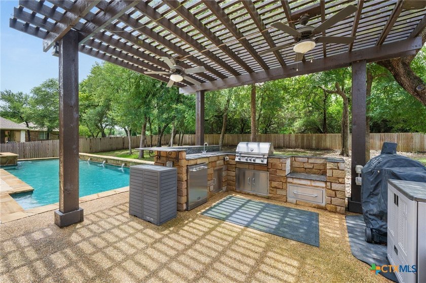 The best homes don't just offer more space-they become the place - photo 8