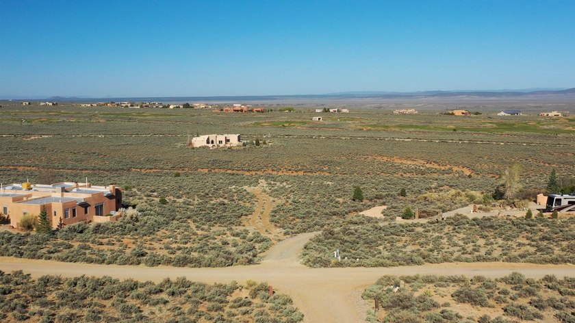 Welcome to Vista Linda Subdivision, where wide open spaces are - photo 9