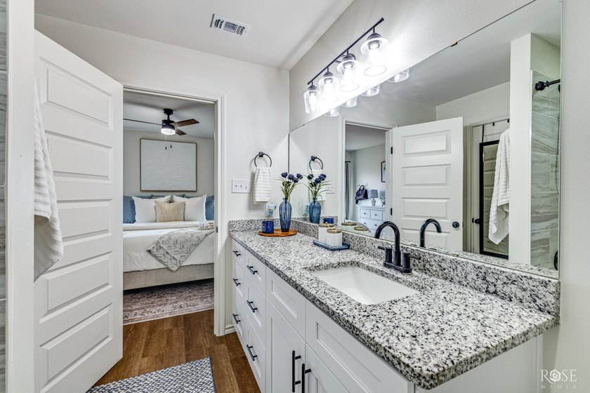 Welcome home to this beautifully 2023 maintained one-owner - photo 18