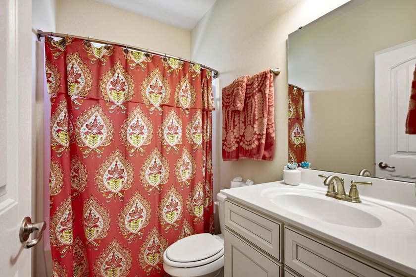 Live the Market Common lifestyle in this completely turnkey 4 - photo 8