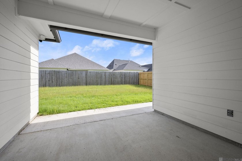 Gently Lived In, Practically Brand New. This four bedroom home - photo 26
