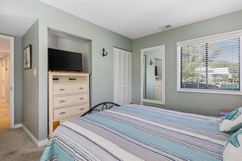 Location is everything! This ocean-oriented, four-bedroom, 3 - photo 32