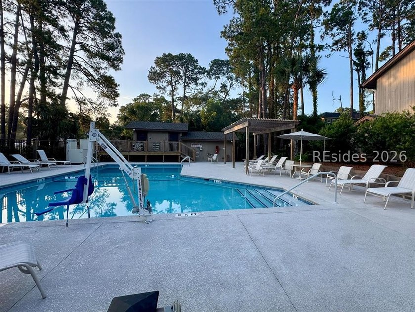 Location is everything! This ocean-oriented, four-bedroom, 3 - photo 47