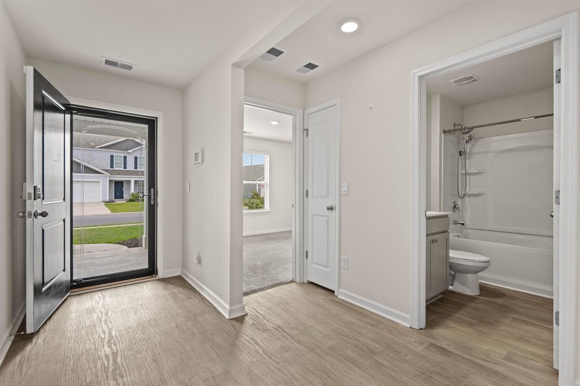 Welcome to this beautifully maintained 3-bedroom, 2-bath home in - photo 5