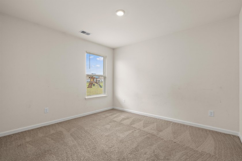 Welcome to this beautifully maintained 3-bedroom, 2-bath home in - photo 8