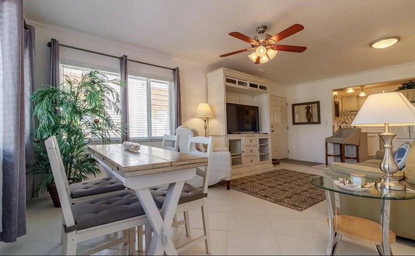 Beautiful and cozy 1-bedroom, 1-bath condo on Hutchinson Island - photo 17