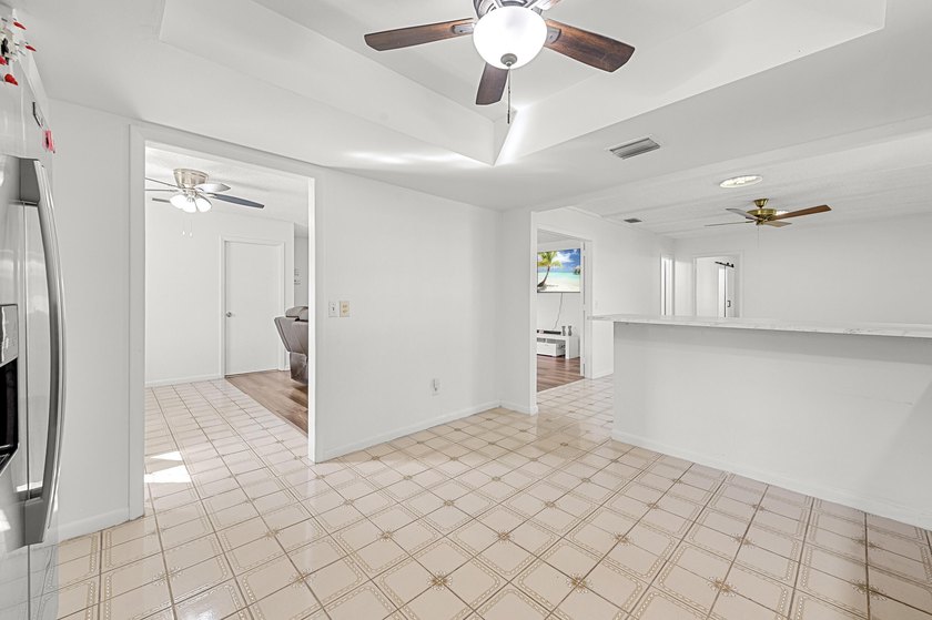 Welcome home to this beautifully cared-for 3-bedroom, 2-bath - photo 17