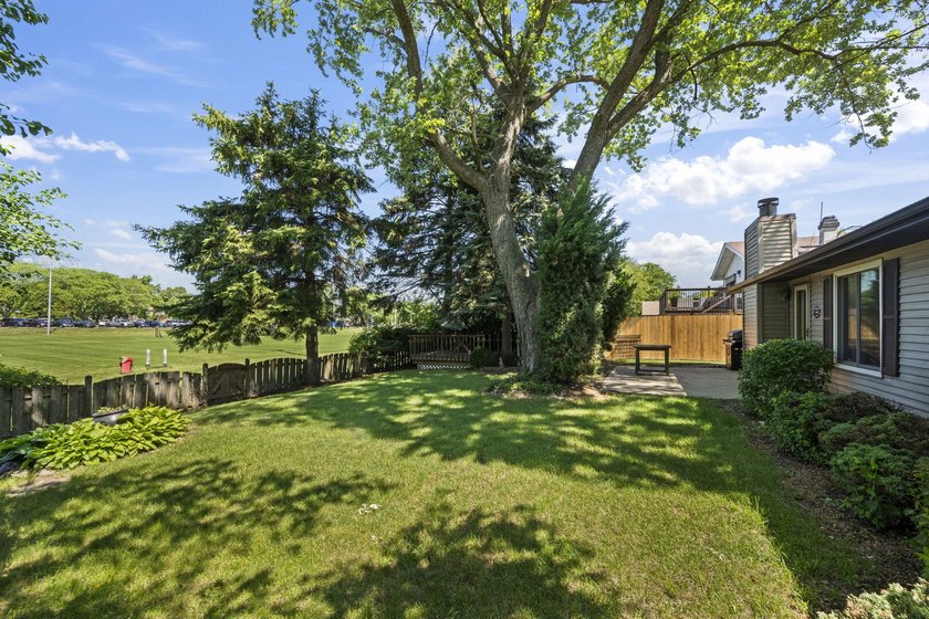 Step into this easy living U shaped ranch in truly one of the - photo 19