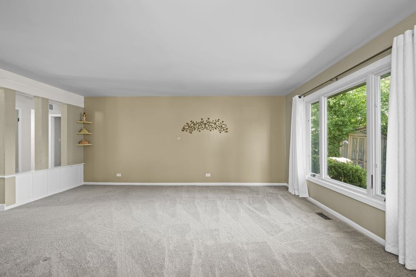 Step into this easy living U shaped ranch in truly one of the - photo 24