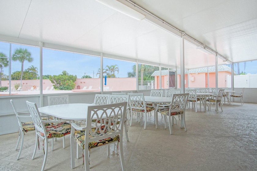 Beautiful and cozy 1-bedroom, 1-bath condo on Hutchinson Island - photo 29