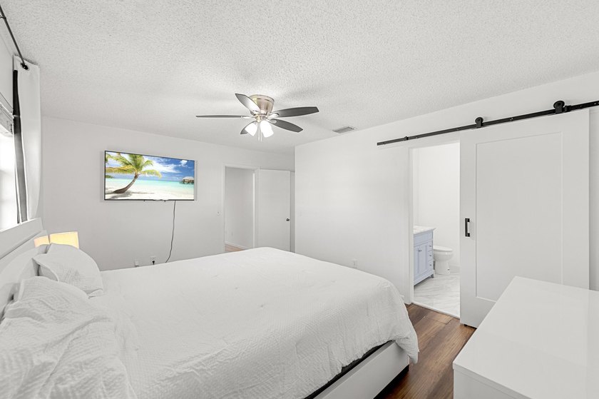 Welcome home to this beautifully cared-for 3-bedroom, 2-bath - photo 29