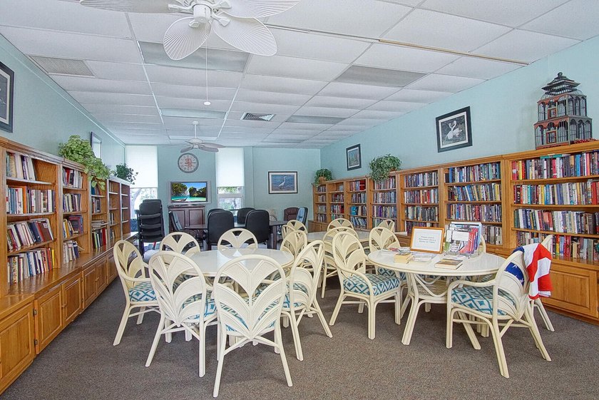 Beautiful and cozy 1-bedroom, 1-bath condo on Hutchinson Island - photo 30