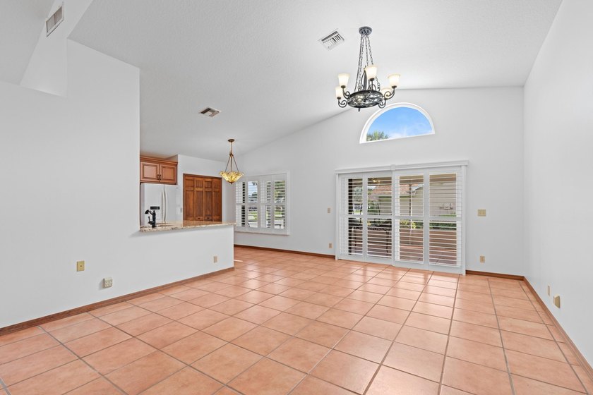 LOWEST PRICED HOME IN WOODS WALK, lovingly maintained by its - photo 9