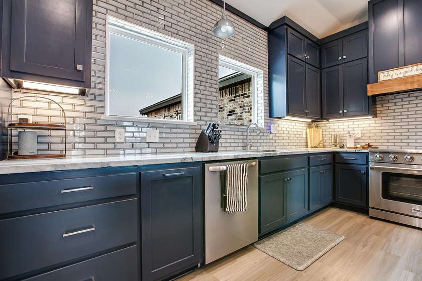 Check out this extraordinary 4 bed 3 bath home close to - photo 16