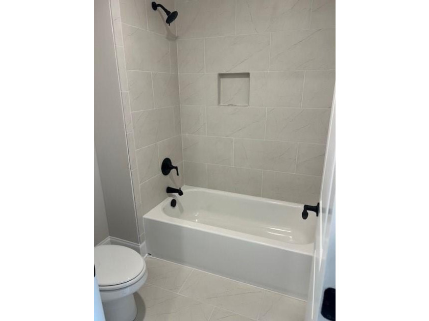 PALISADES - Plan Lot 143 - 5BR 4BA Located within the GATED - photo 17