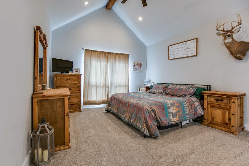 Check out this extraordinary 4 bed 3 bath home close to - photo 21