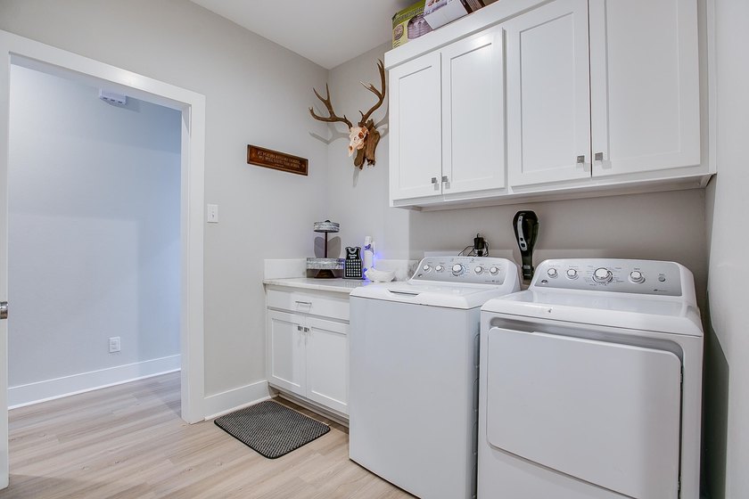 Check out this extraordinary 4 bed 3 bath home close to - photo 36