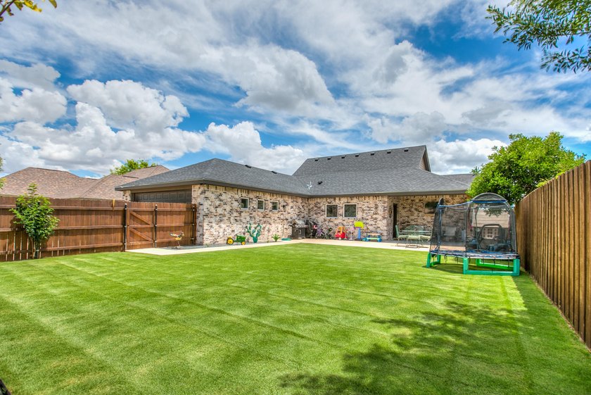 Check out this extraordinary 4 bed 3 bath home close to - photo 40
