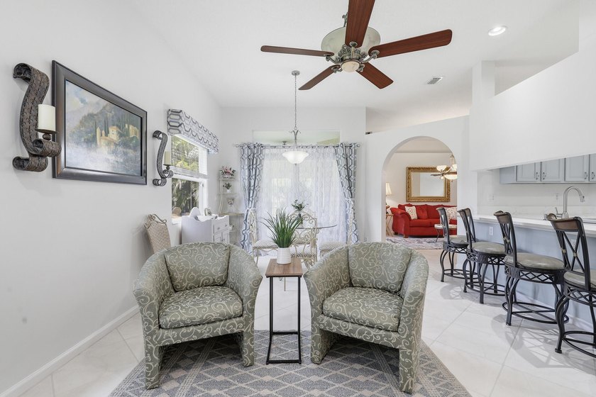 Welcome to this beautifully maintained Royal Professional - photo 18
