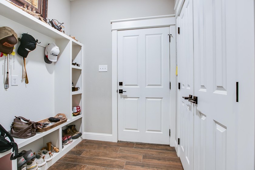 Welcome to your new home! This beautifully maintained 3 bed 2 - photo 26
