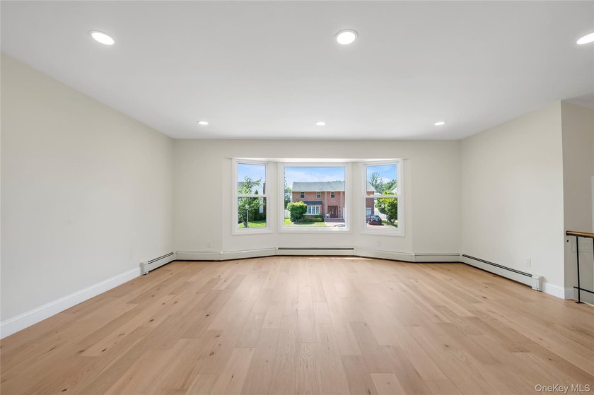 Welcome to this fully renovated Hi Ranch House in the Heart of - photo 4