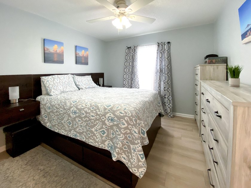 Welcome to this beautifully maintained Royal Professional - photo 44