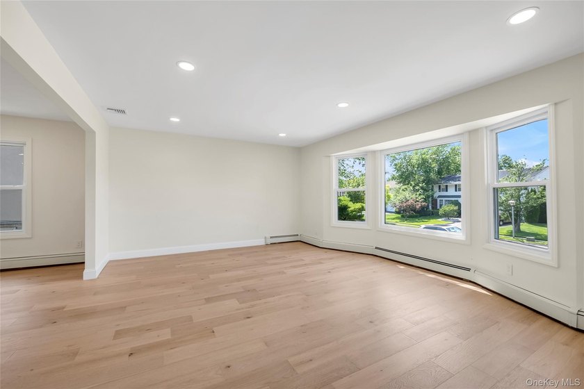 Welcome to this fully renovated Hi Ranch House in the Heart of - photo 5