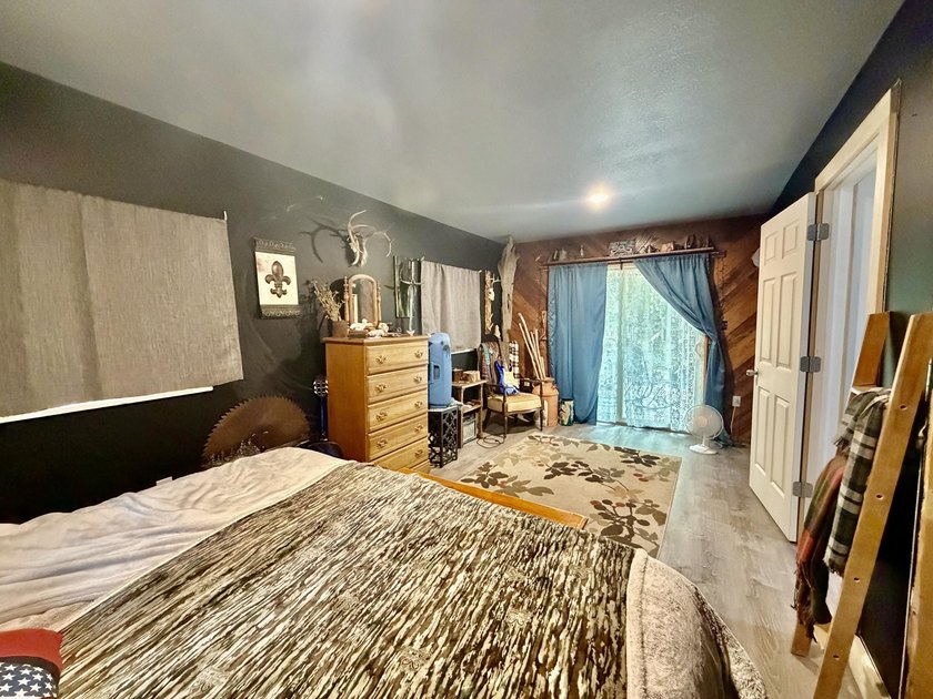 Welcome to this newly renovated home, updated from top to bottom - photo 13