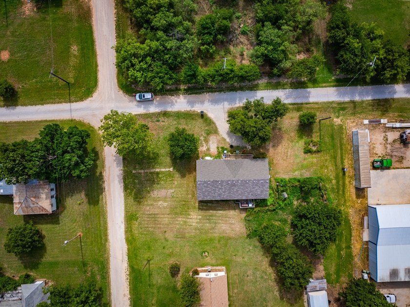 Walking distance to Newcastle School. This home is just a block - photo 5
