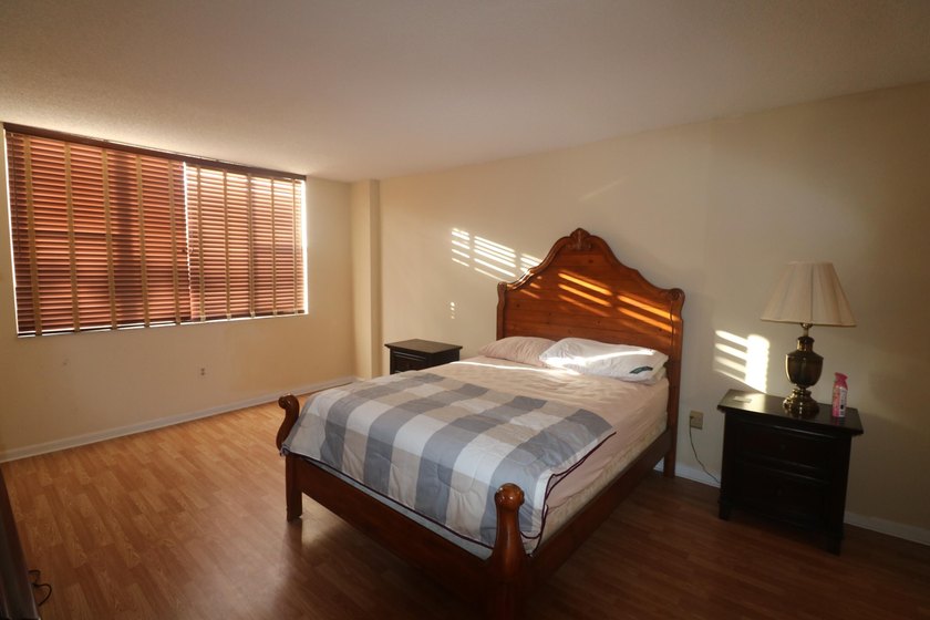 Established condominium community with strong HOA rules, has 24 - photo 4